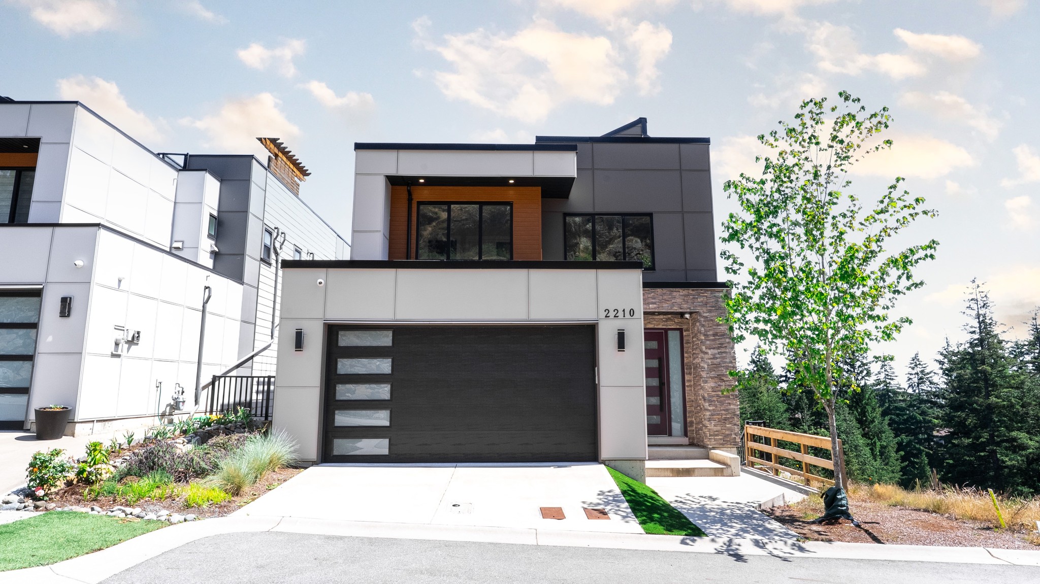 2210Archer_Gate(exterior)-1.jpg